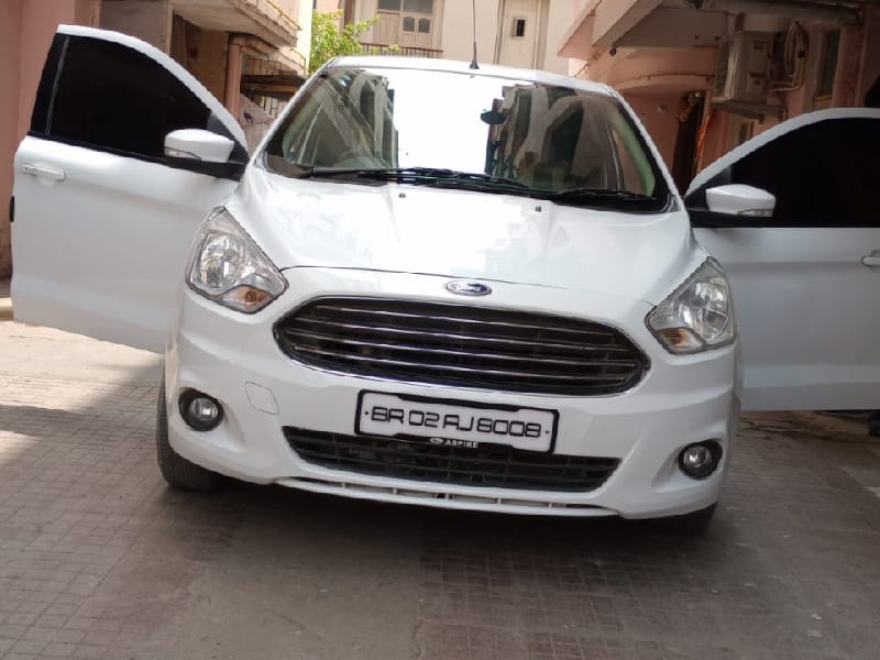 Ford Aspire Titanium